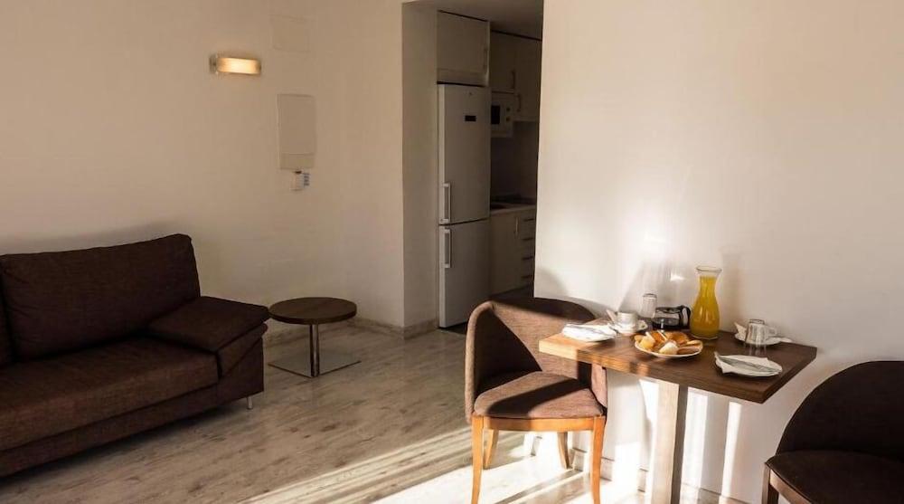 Porto Drach Aparthotel & Suites Porto Cristo Ngoại thất bức ảnh